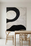 Originalt minimalistisk stort maleri med struktur i sort og creme nuancer - GRAIN Studio